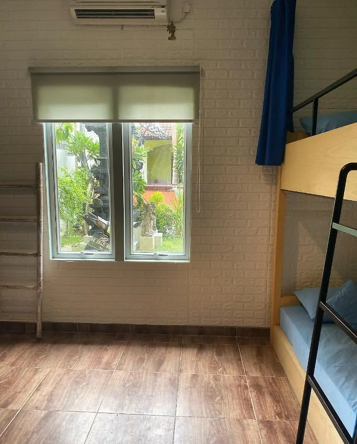 Beach Hut Hostel Kuta Lombok