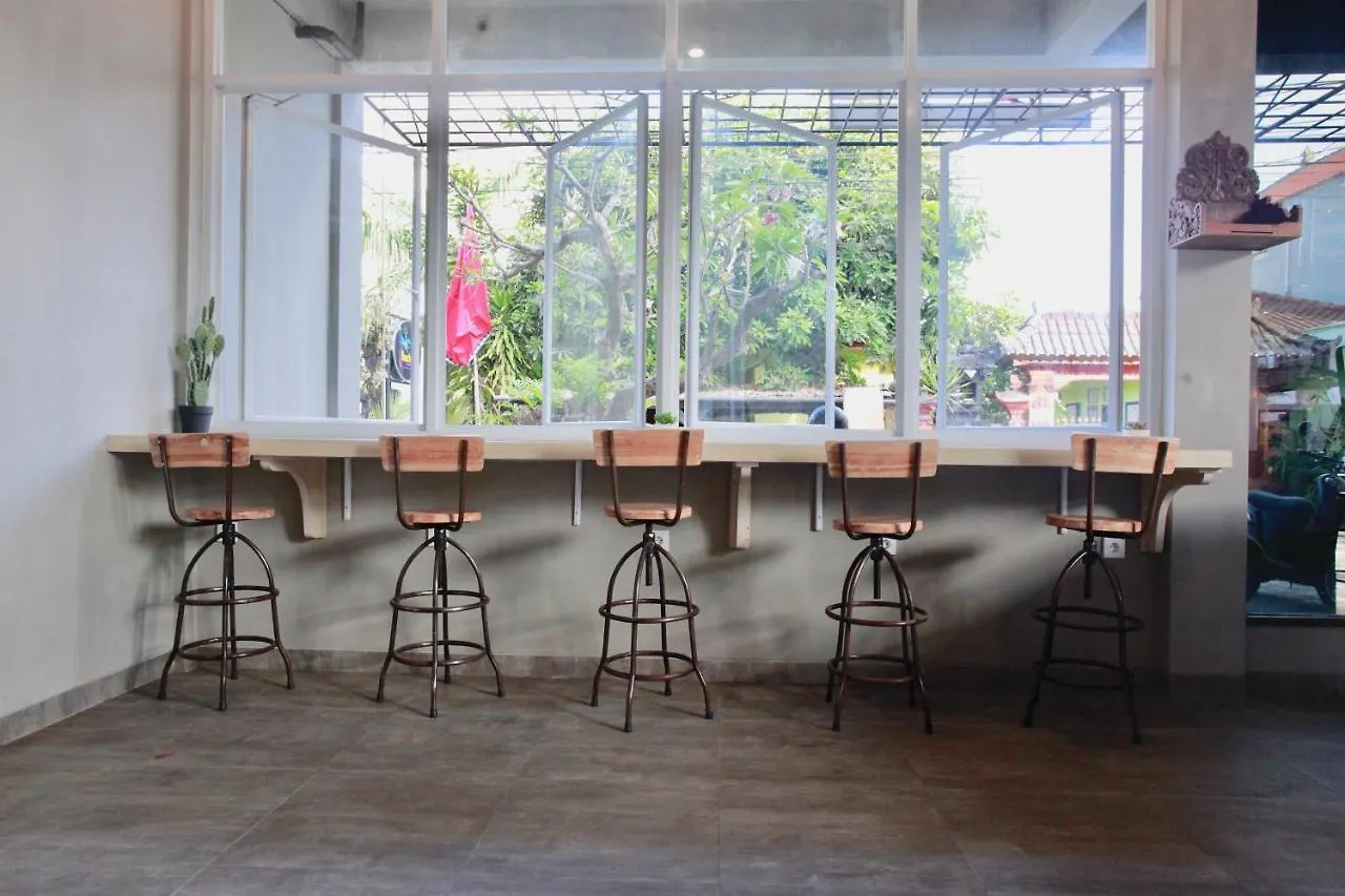 Beach Hut Hostel Kuta Lombok